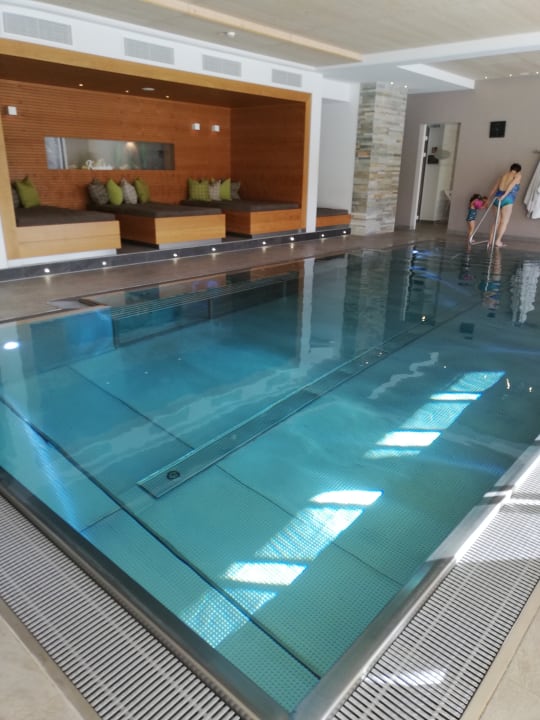 Pool Naturhotel Bauernhofer
