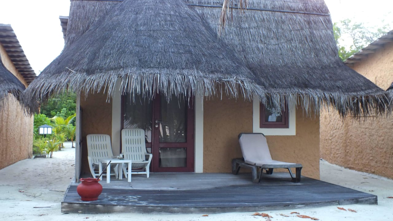 Beach Bungalow 445 Kuredu Island Resort & Spa