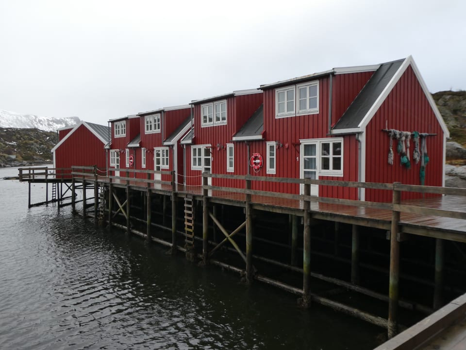 Außenansicht Nyvagar Rorbuhotell