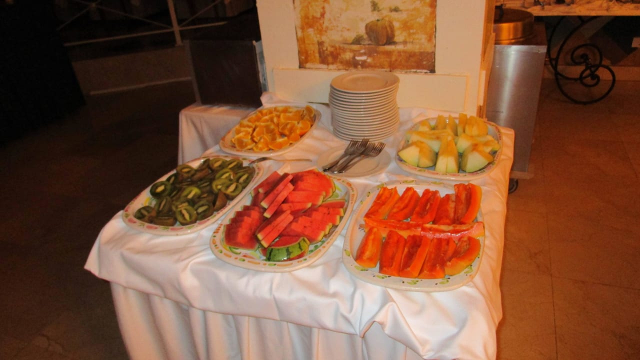 Lecker Obst  Bull Reina Isabel & Spa