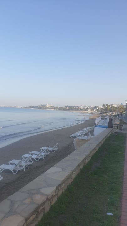 Strand Hotel Side Beach Club