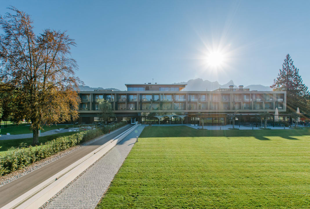 Außenansicht Deltapark Vitalresort