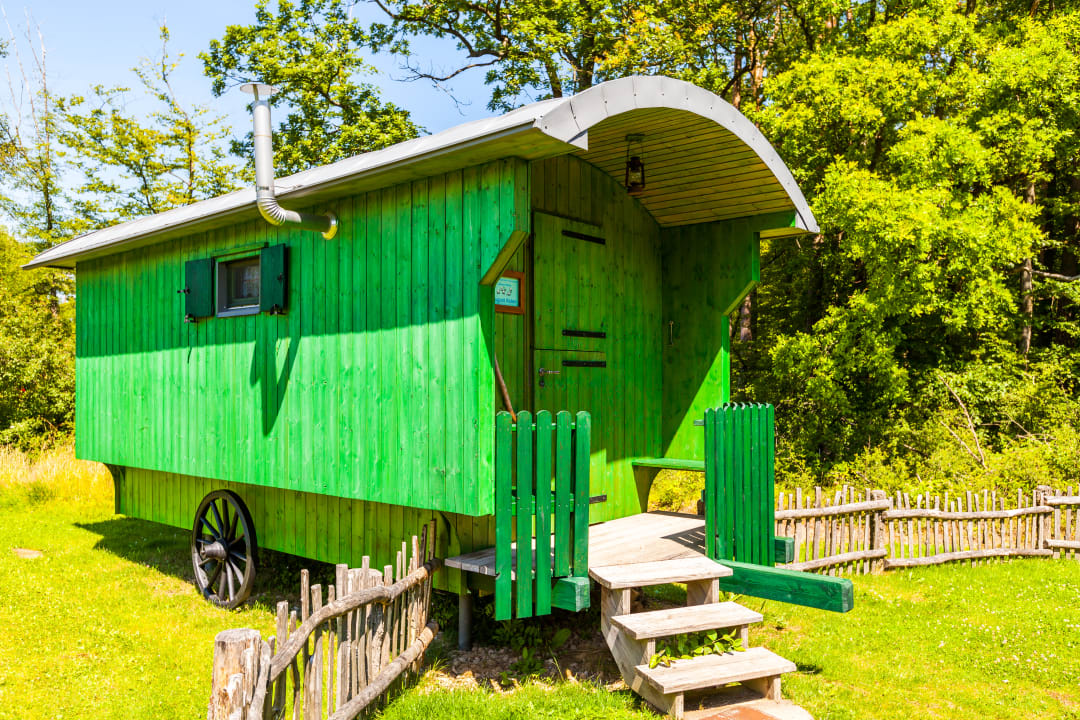 Außenansicht Natur-Resort Tripsdrill