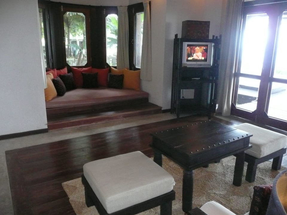 Wohnzimmer mit Kuschelecke Moracea by Khao Lak Resort