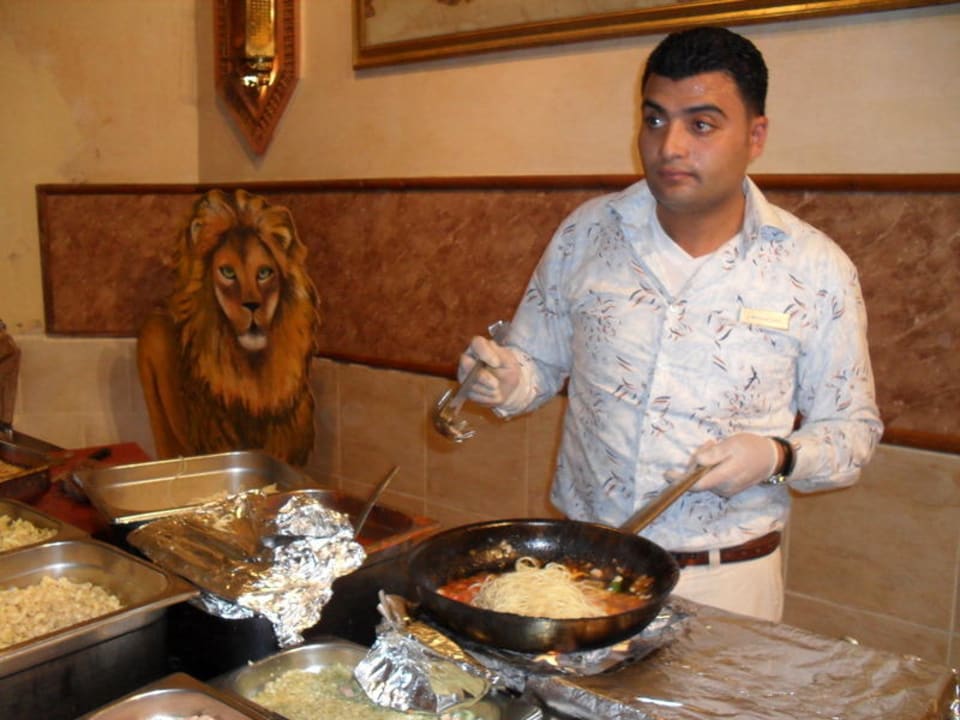 Aus der Pfanne Pickalbatros Alf Leila Wa Leila Resort - Neverland Hurghada