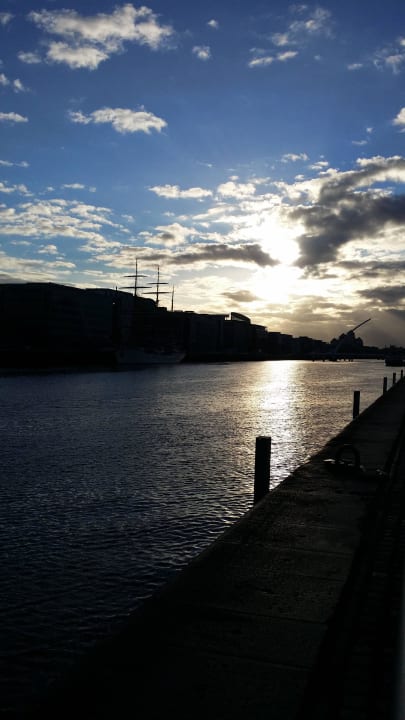 Vor dem Hotel The Gibson Hotel