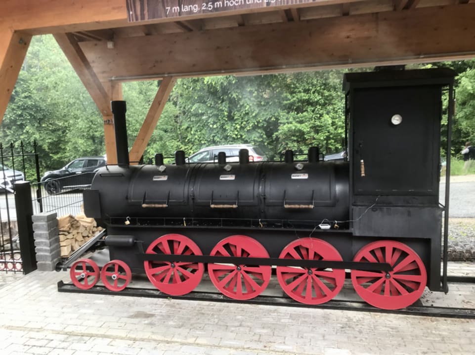 Außenansicht Hotel Scharnagl mit Waldgasthof