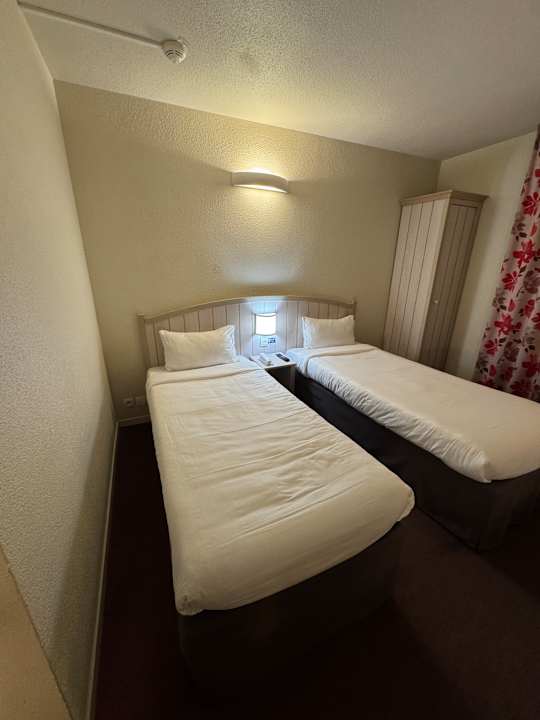 Zimmer Campanile Val de France