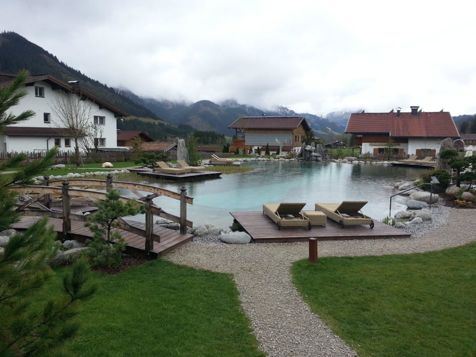 Schwimmteich Wellnesshotel Engel