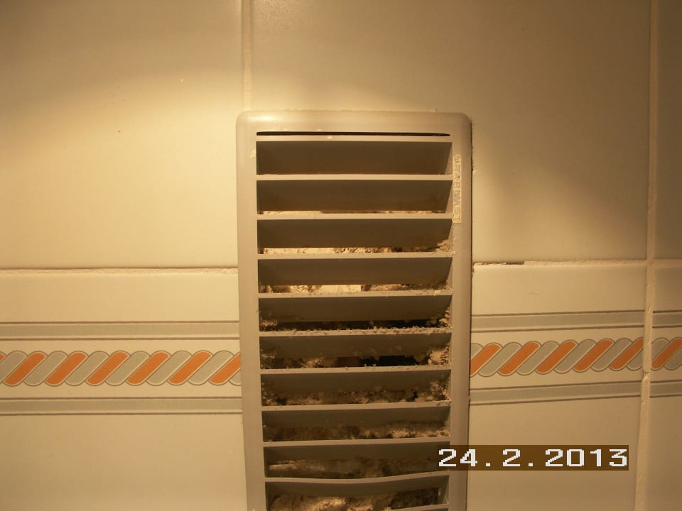 Lüftungsgitter total verdreckt BLUESEA Lagos de Cesar