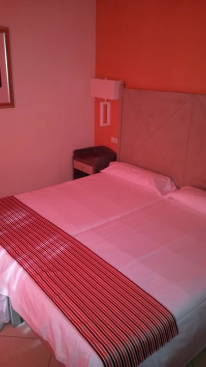Doppelbett allsun App.-Hotel Albatros