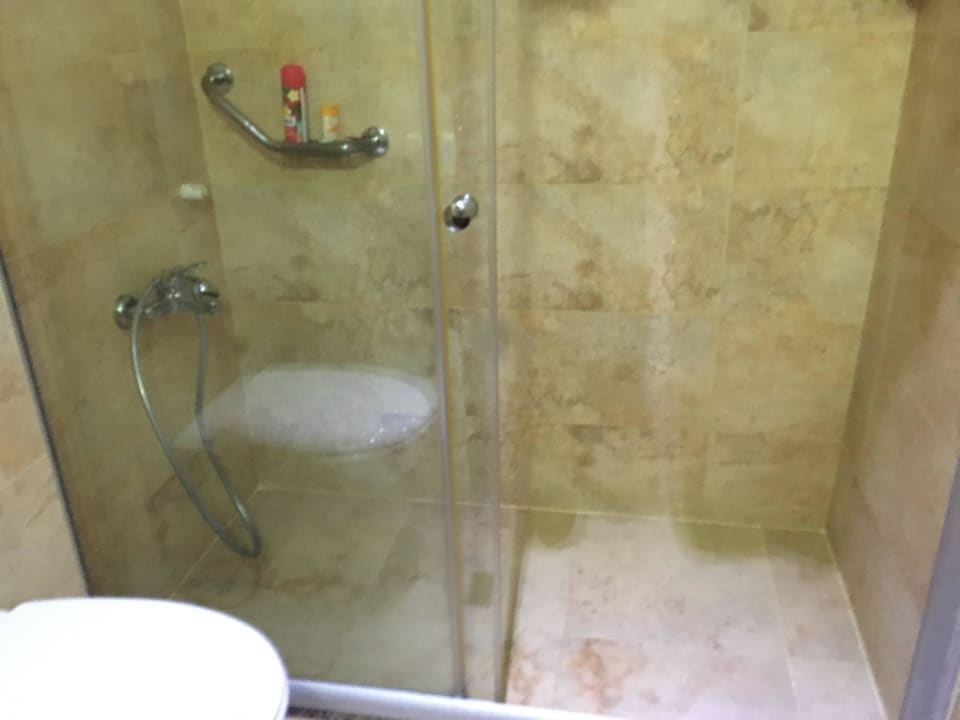 Badezimmer  Gardenia Hotel