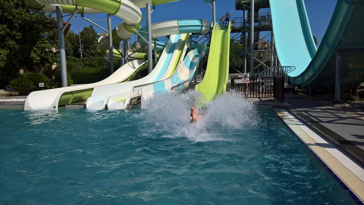 Wasserrutschen Club Grand Side
