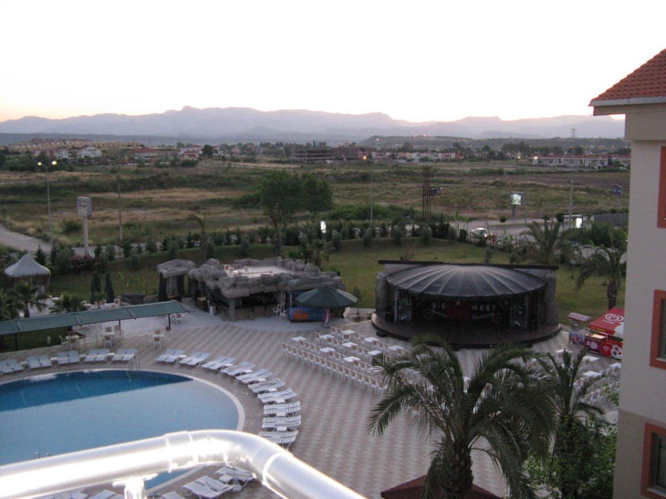 Ausblick vom Zimmer FUN&SUN Smart Hane Sun Hotel