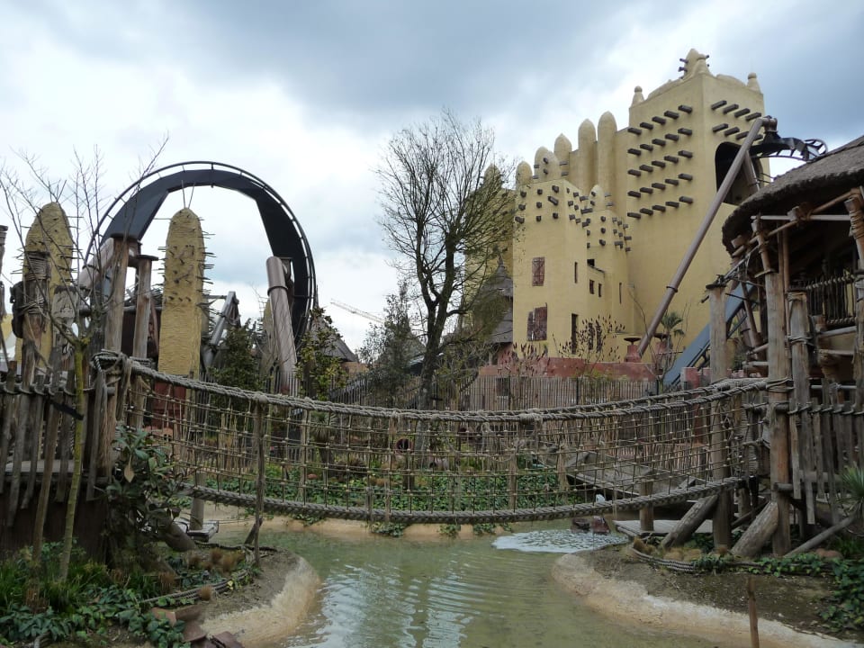 Ausblick Innenhof Hotel Hotel Matamba - Phantasialand Erlebnishotel