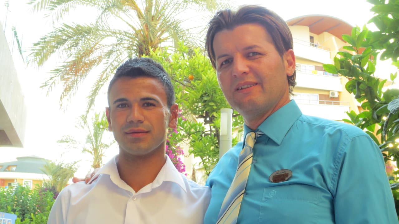 Chef mit Ober Bekir Alaiye Resort & Spa