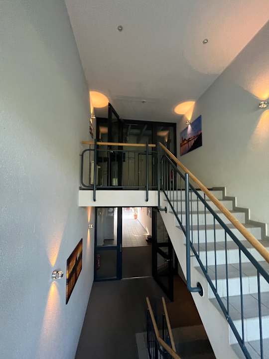 Lobby REGIOHOTEL Wittekind Burg