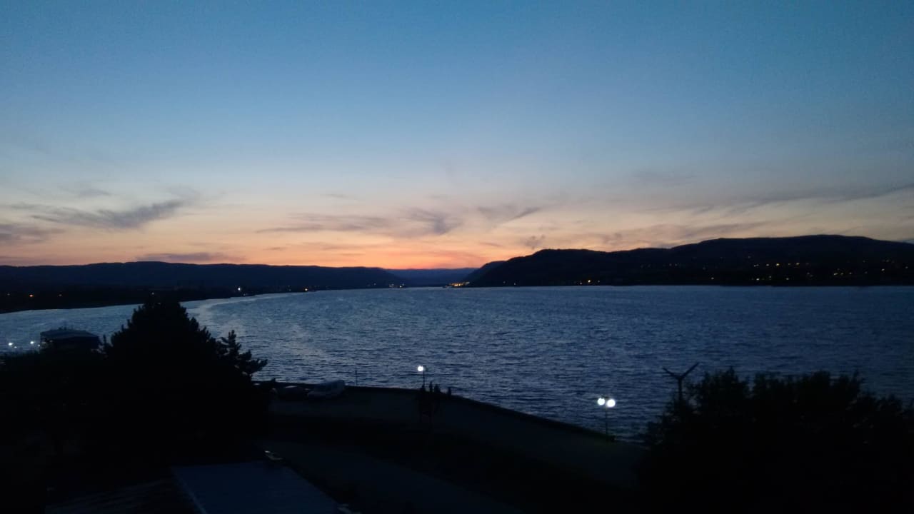 3. Stock  Blick zur Donau Hotel Aquastar Danube