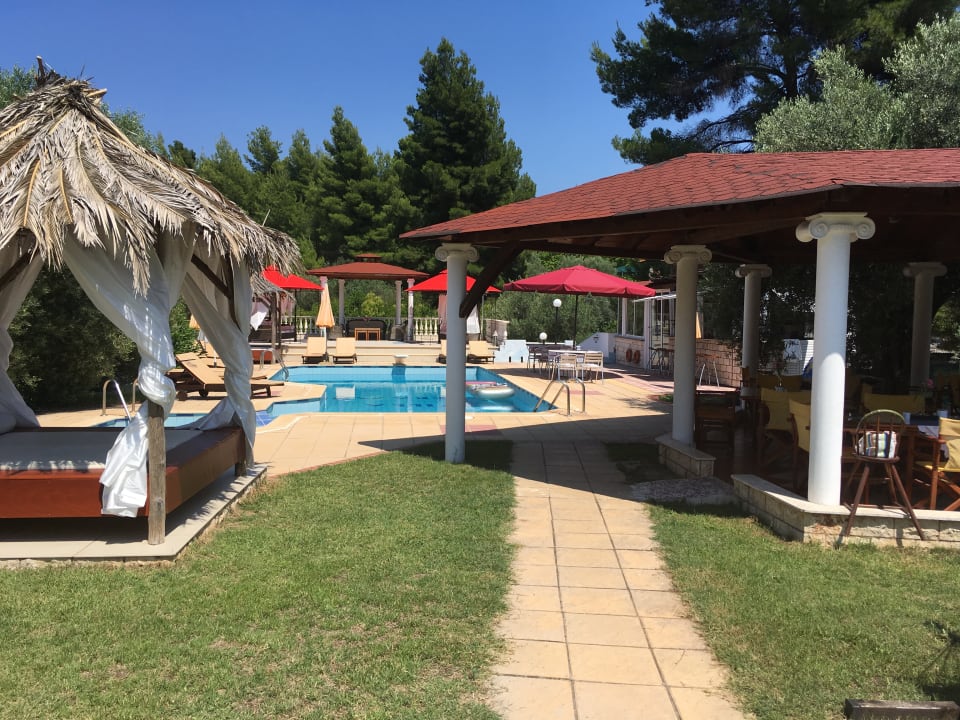 Pool Villa Askamnia and Suites