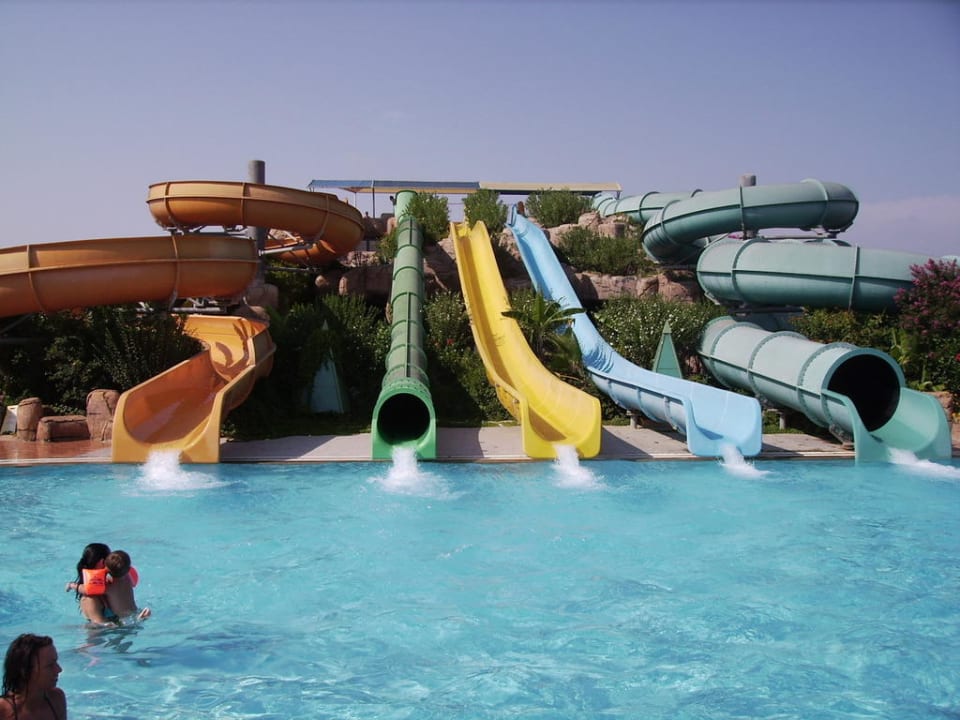 Aquapark VONRESORT Golden Beach