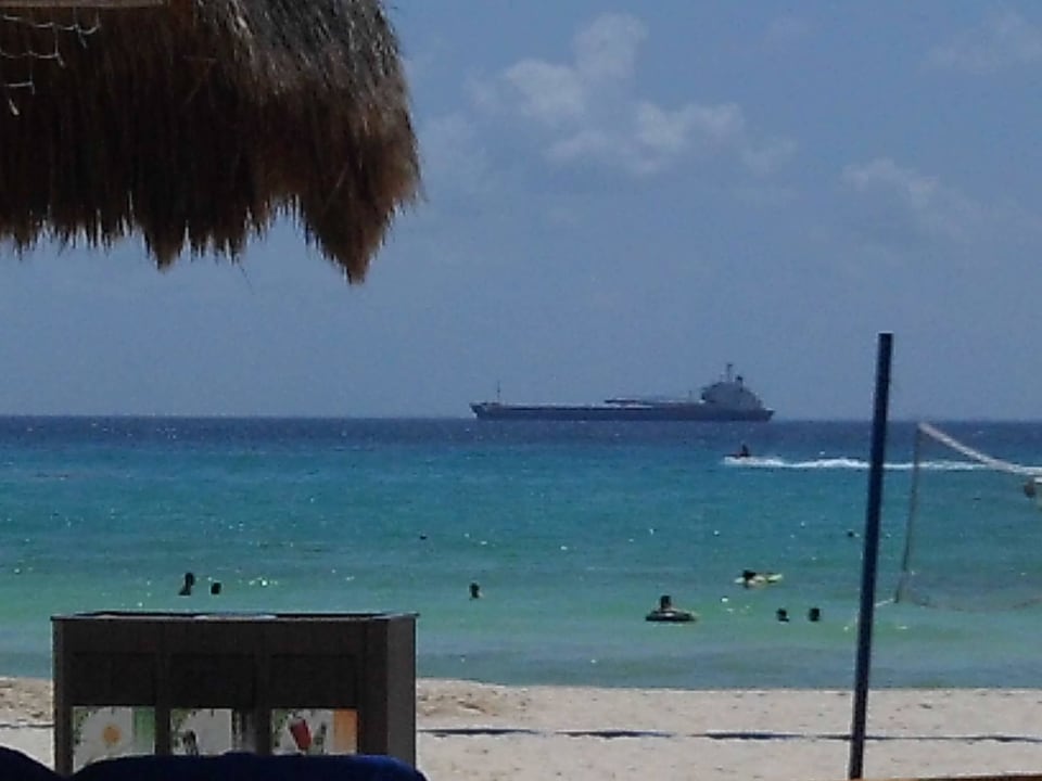 Ein Tanker Iberostar Waves Tucan