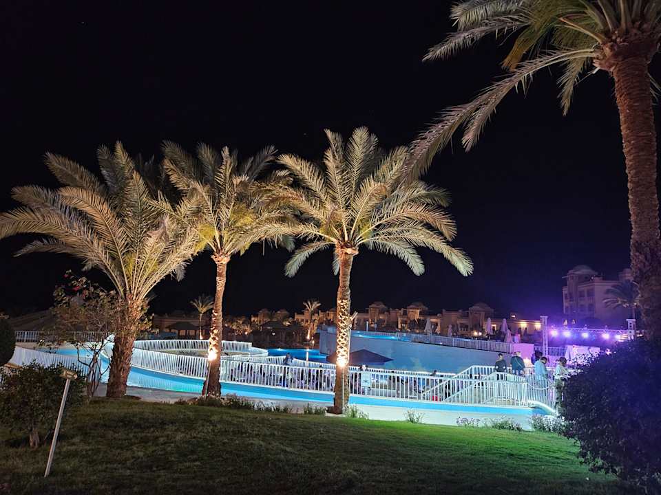 Gartenanlage Serenity Alpha Beach