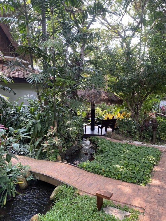Gartenanlage Anavana Beach Resort
