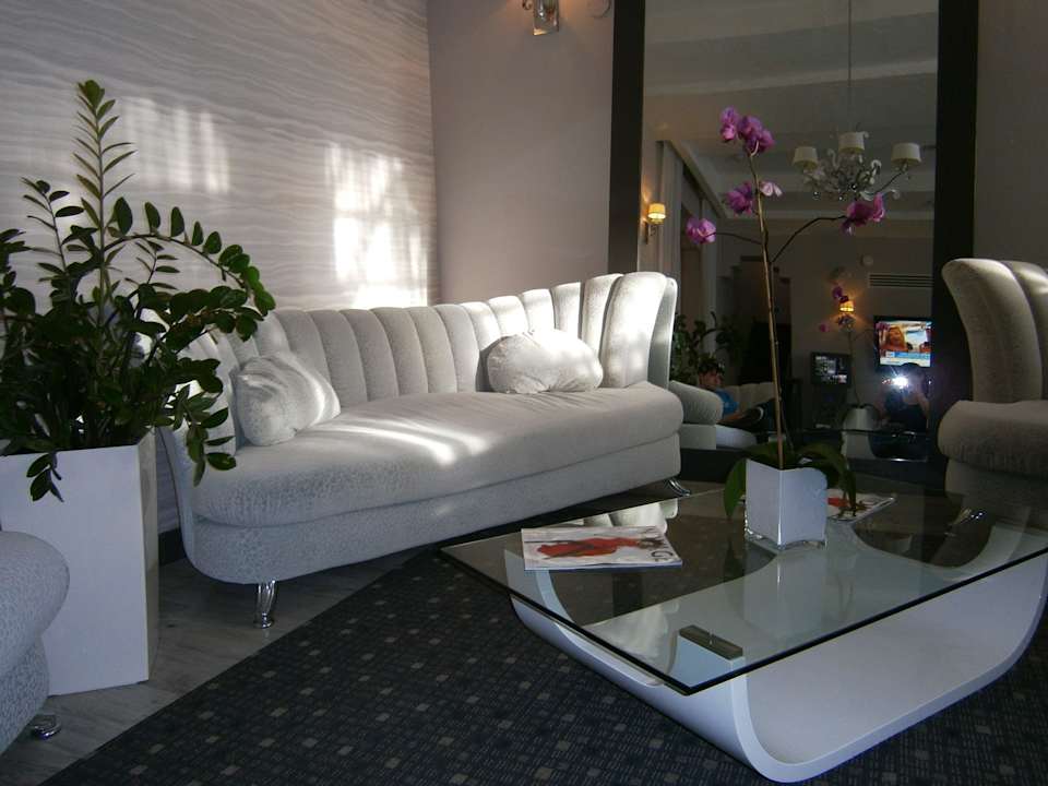 Lobby Hotel Ocean Five