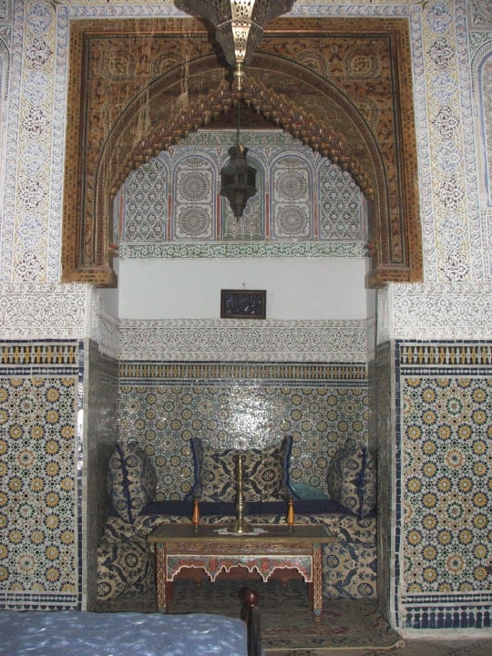 Entree Guest House Ines-Palace