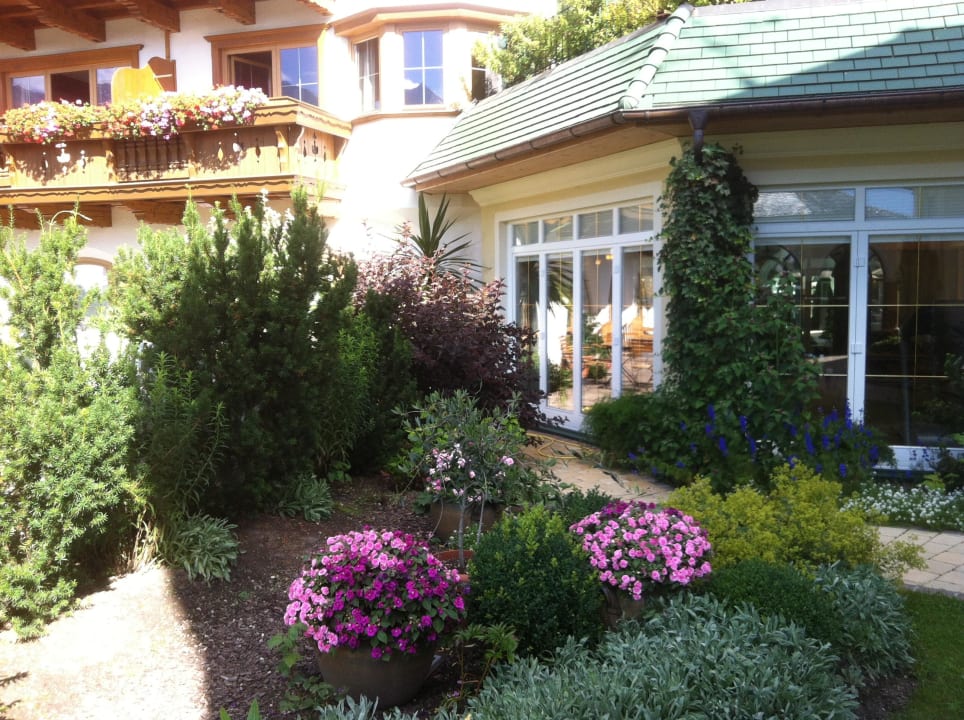 Aussenansicht Fitnessbereich Alpenresort Schwarz