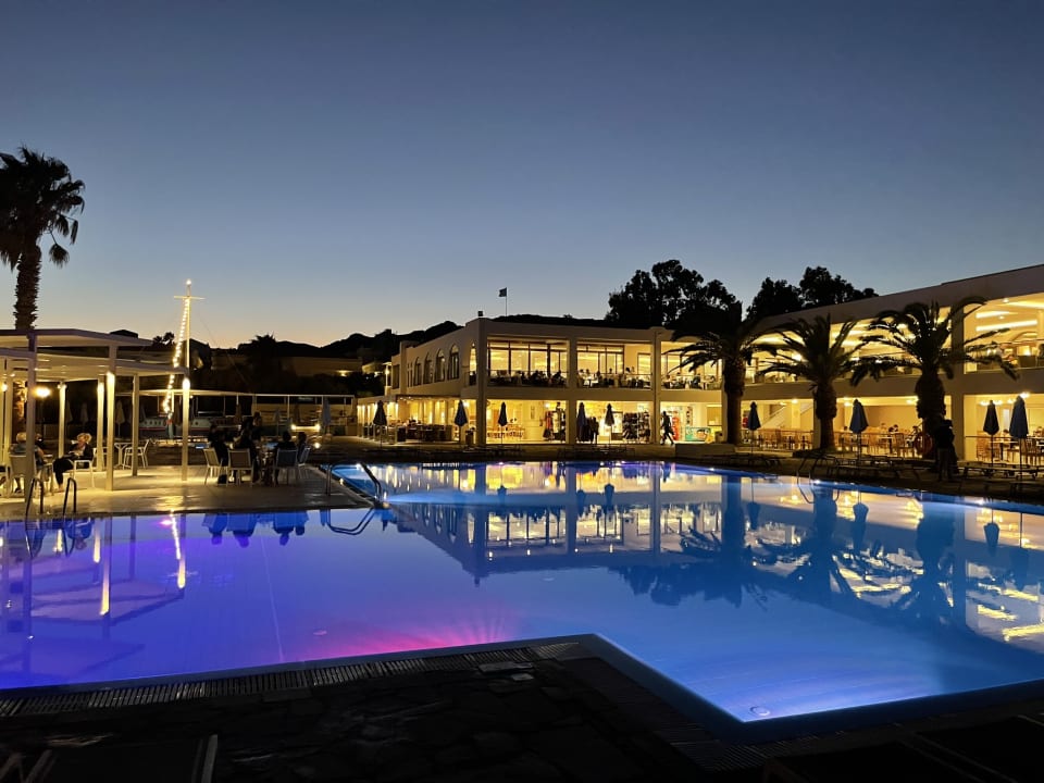 Pool Porto Bello Beach