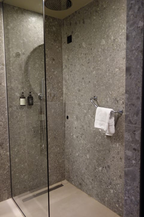 Zimmer The Royal Senses Resort, Curio Collection by Hilton