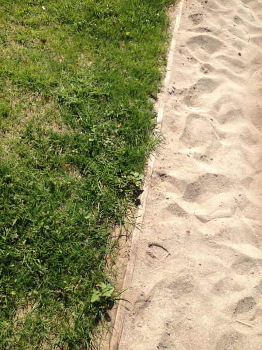 Verletzungsgefahr beim VolleyBall Elounda Bay Palace Hotel