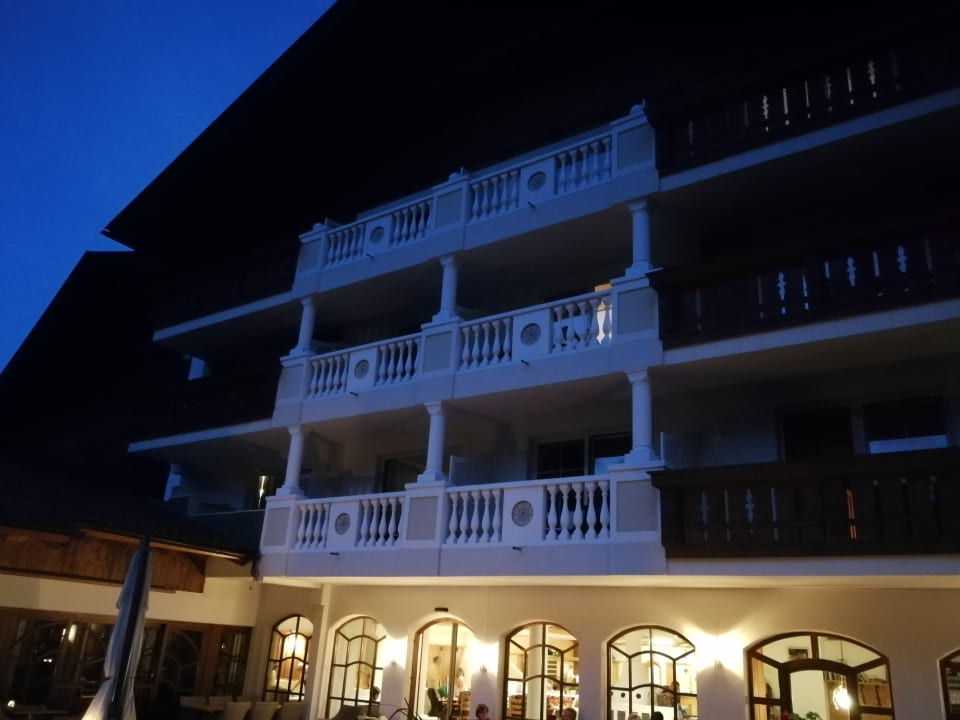 Außenansicht Alpenhotel Kindl