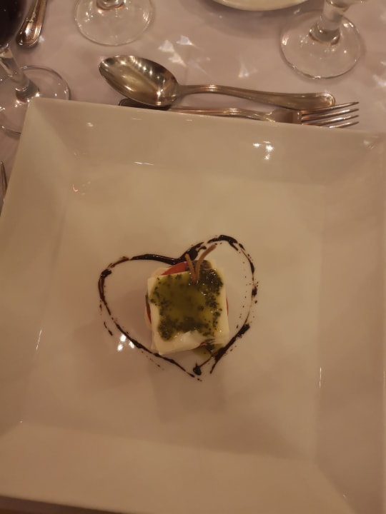 Gastro Serenity Alpha Beach