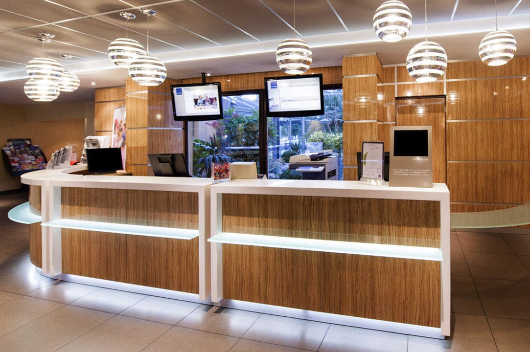 Rezeption Hotel Novotel Valence - Süd