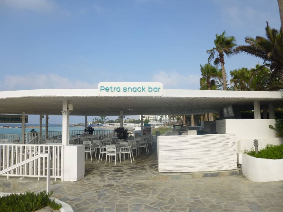 Petra Snack Bar Hara Nissi Beach