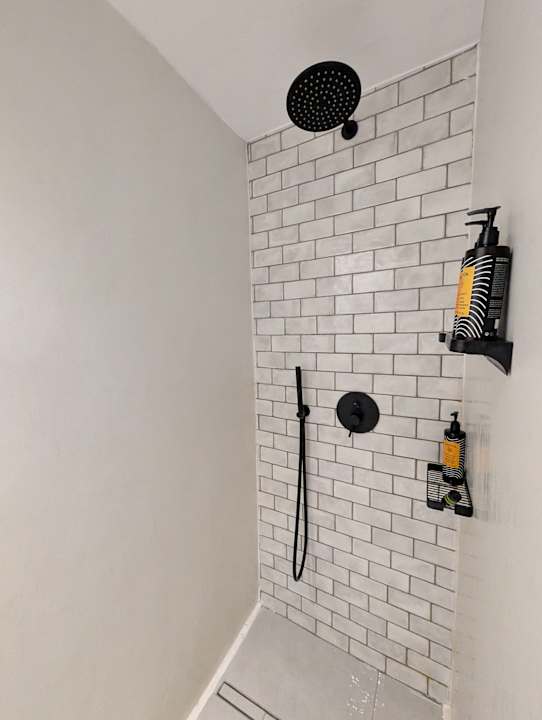 Zimmer Adorno Beach Hotel and Suites