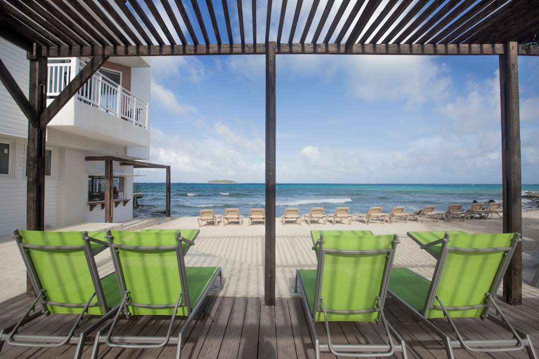 Strand Decameron Maryland