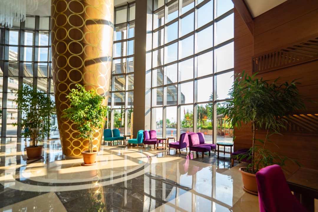 Lobby Sunmelia Beach Resort