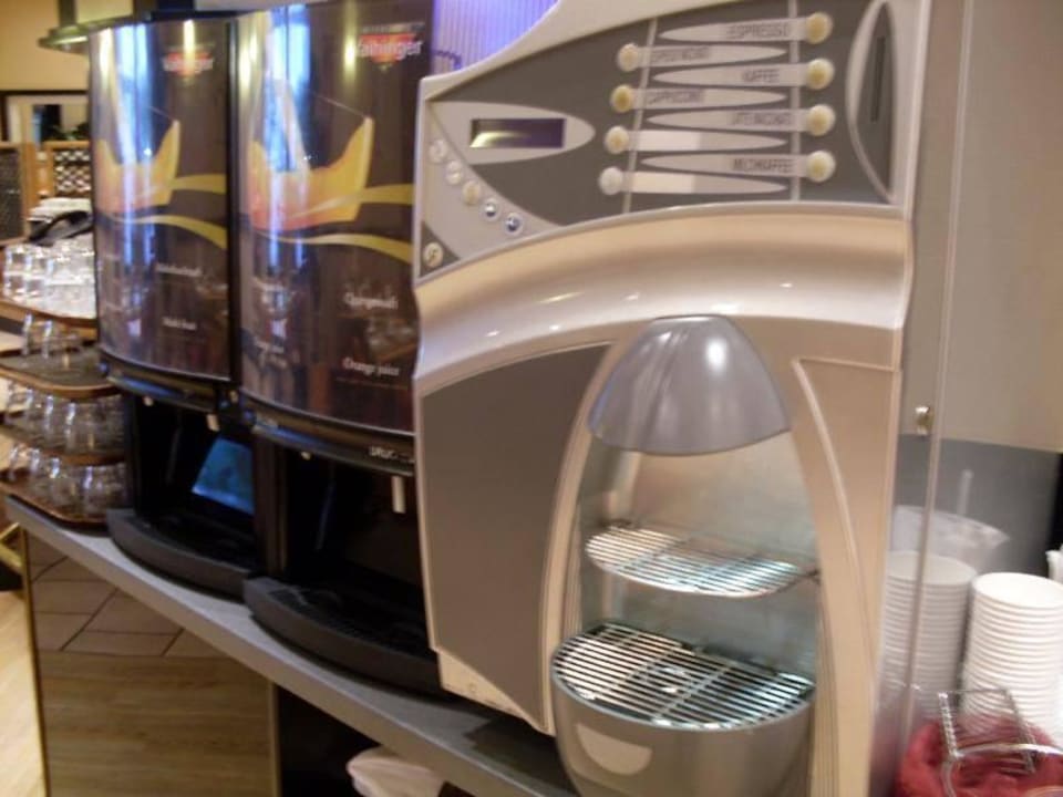 Kaffeeautomat & Saftspender Leonardo Hotel Düsseldorf Airport - Ratingen