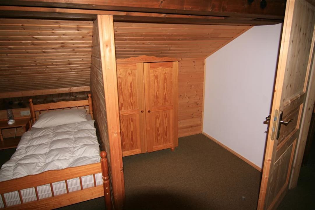 Wohn- & Schlafzimmer 3 im Obergeschoss Waldferiendorf Regen