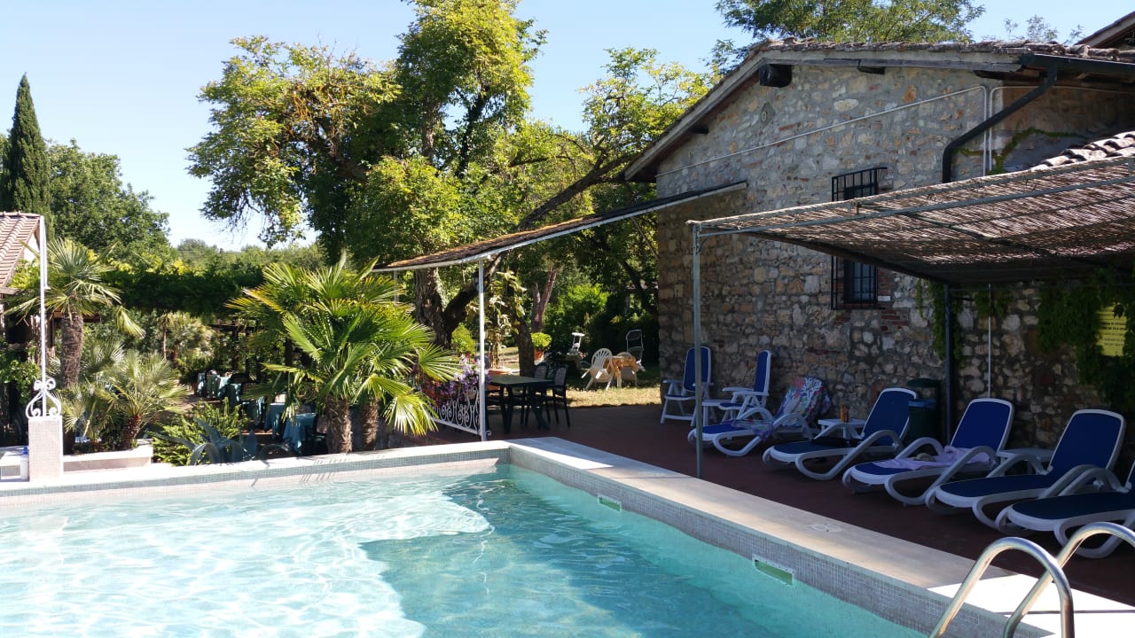 Pool Hotel Il Pietreto