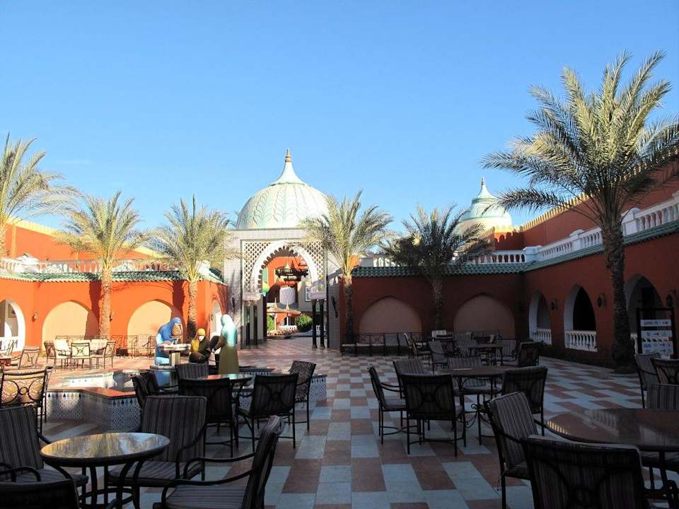 Фонтан Pickalbatros Alf Leila Wa Leila Resort - Neverland Hurghada