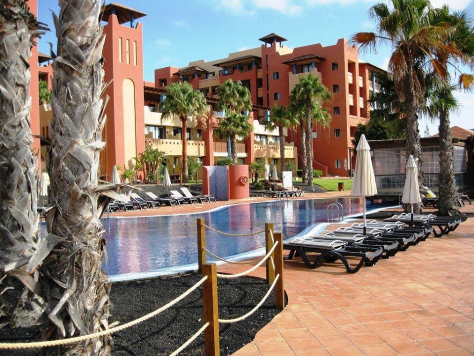 Poolanlage und Poolbar H10 Tindaya