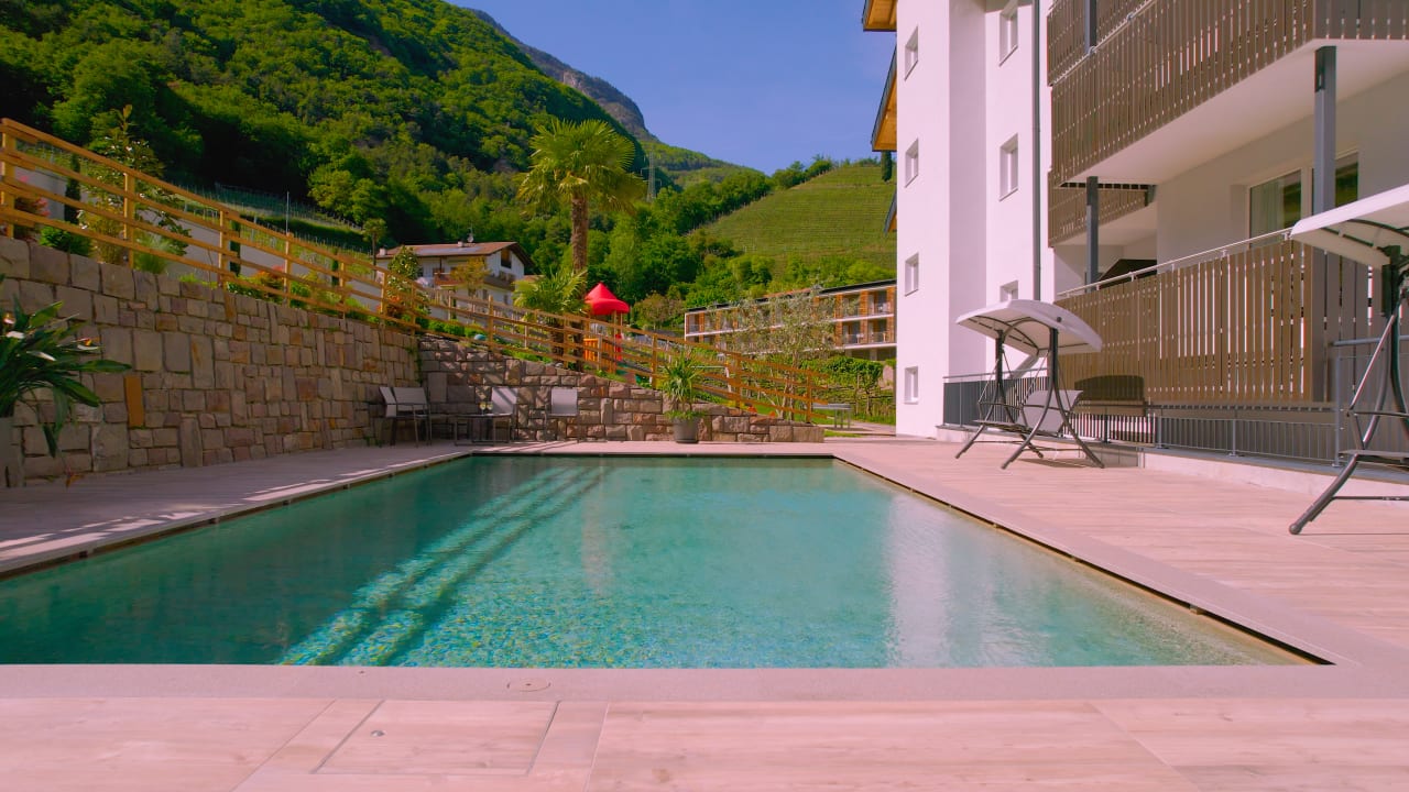 Pool Residence Garni Hotel Vineus