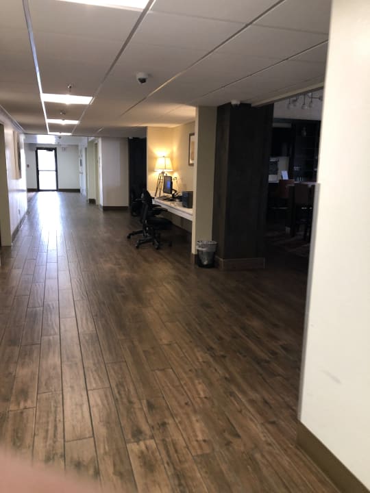 Lobby Clarion Inn Page - Lake Powell