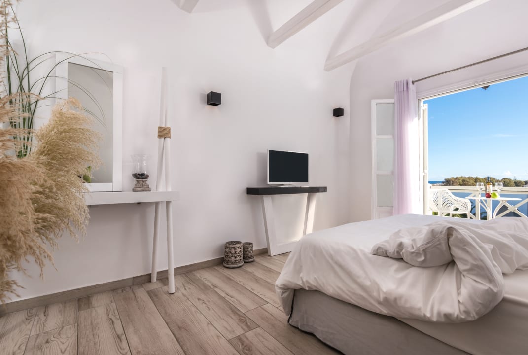 Zimmer Smy Mediterranean White Santorini