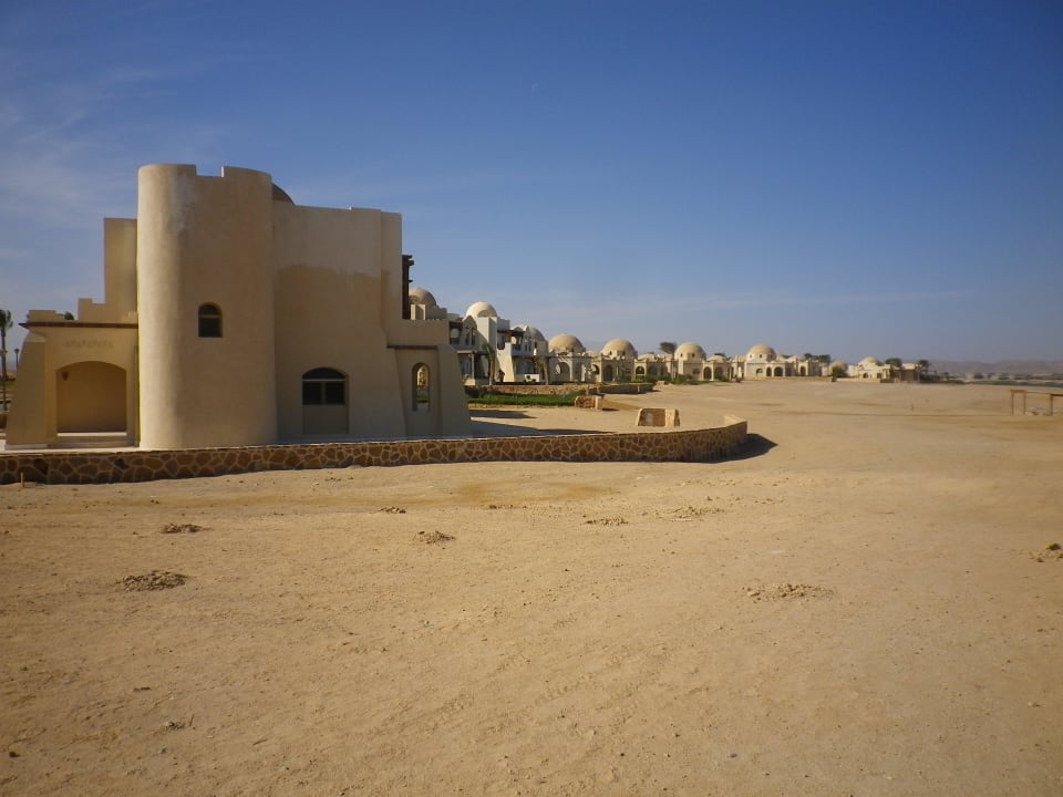 Ab hier beginnt die Wüste Swisstouch Oriental Resort Marsa Alam