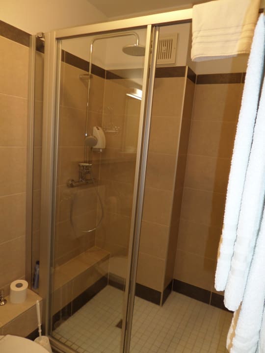 Badezimmer Frühstückshotel Waldbauer